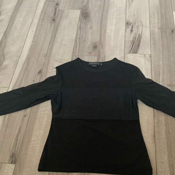 Cute see-trough long-sleeves black top - Picture 3 of 3